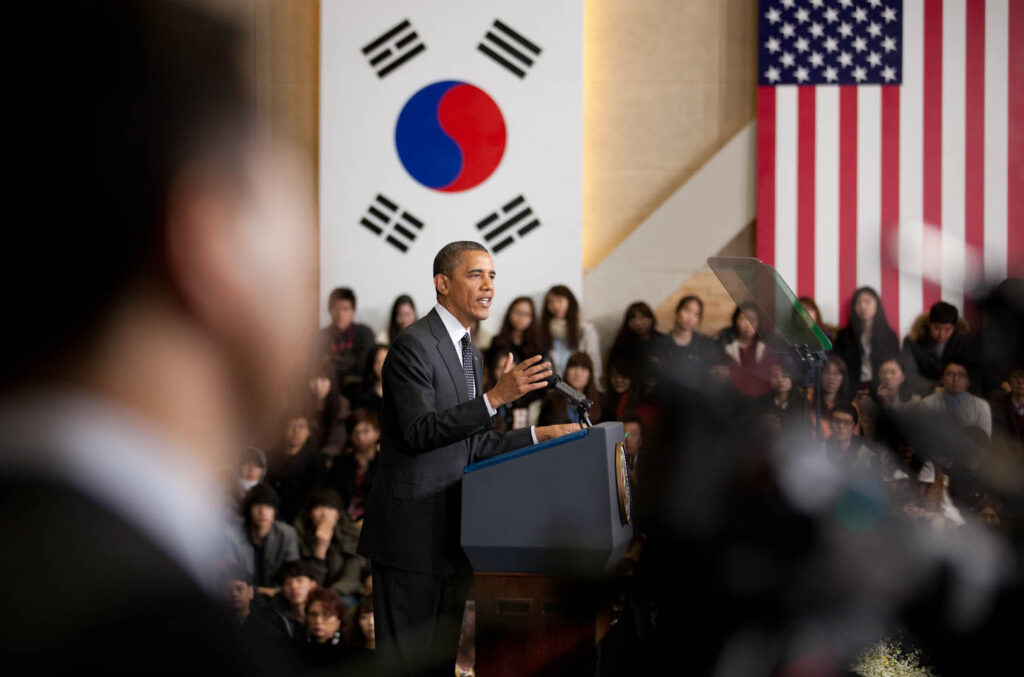 Tổng thống Obama đến thăm trường đại học Hankuk